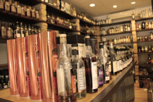 Falke-exklusive-Laden-4